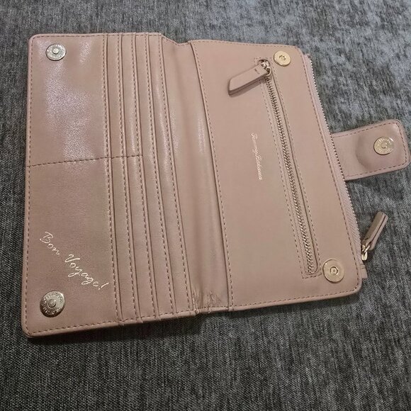Rose gold passport wallet - Picture 4 of 6